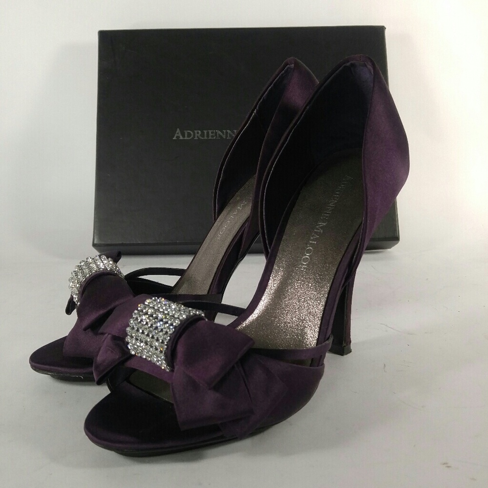 ADRIENNE MALOOF purple Satin YALISSA Heels sz 7 m